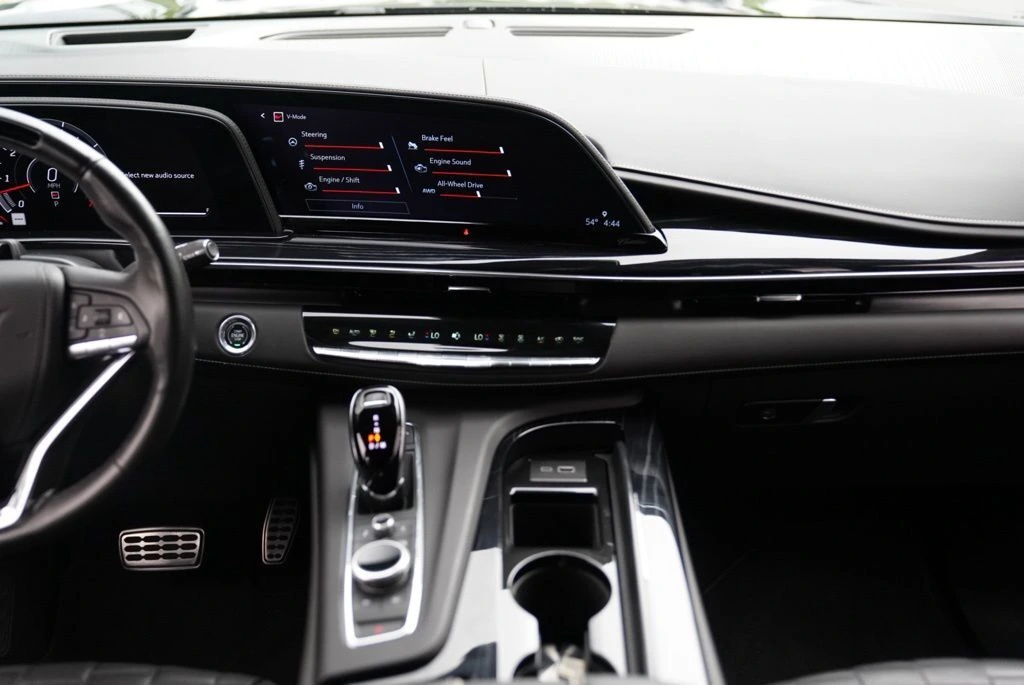 2023 Cadillac Escalade V-Series - Photo 41