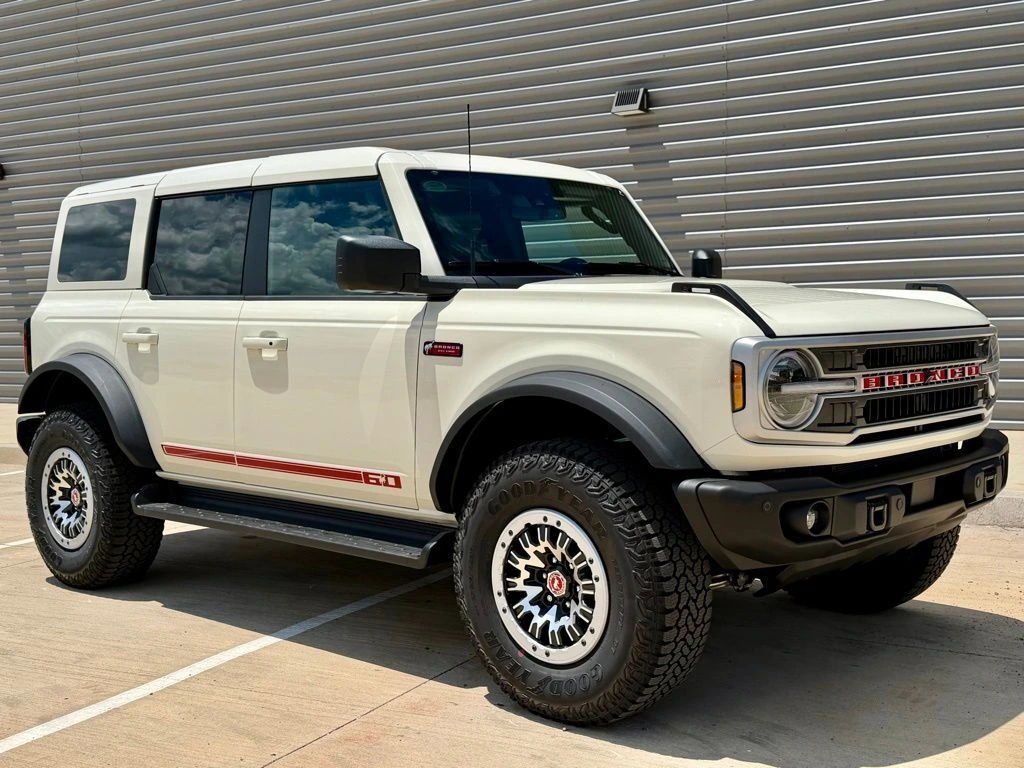 2026 Ford Bronco Outer Banks 4x4's photo