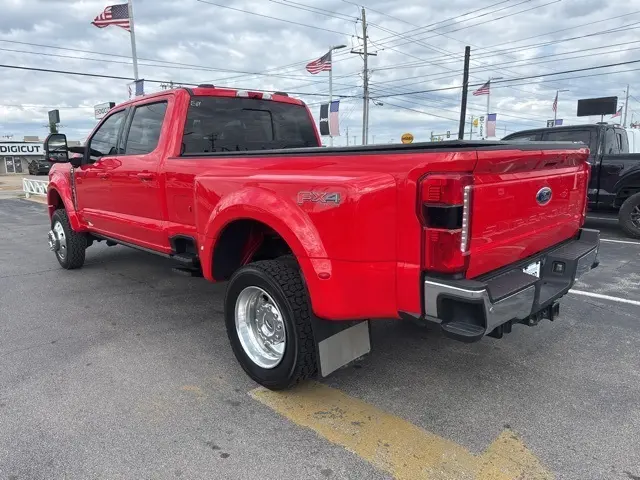 2023 Ford F-450 photo 4