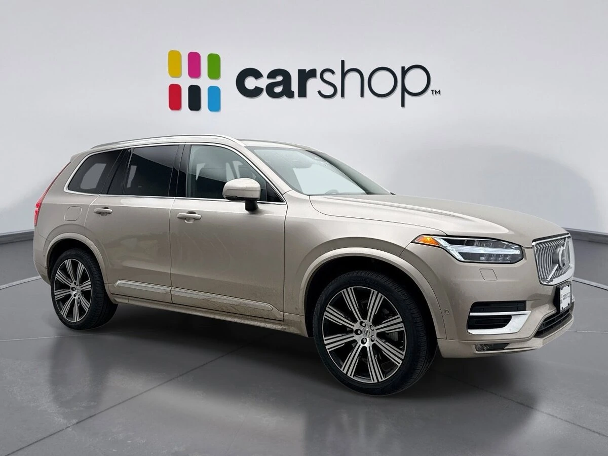 2023 Volvo - image 7