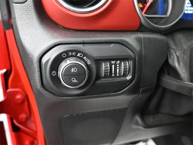 2021 Jeep Gladiator Rubicon photo 11