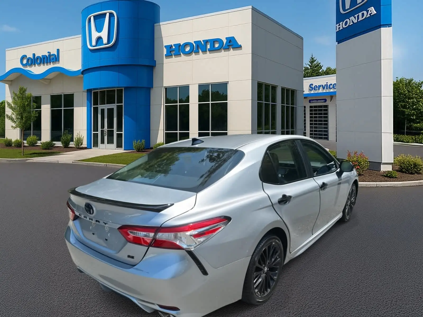 2020 Toyota Camry SE photo 6