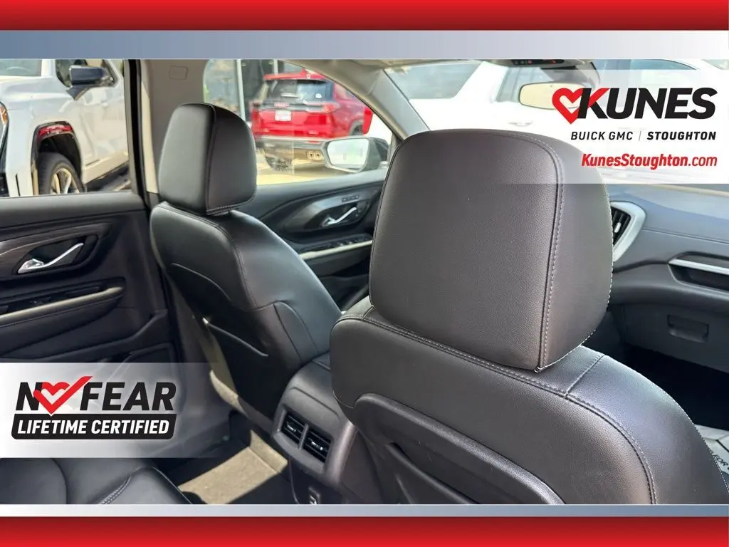 2023 Gmc Terrain SLT photo 36