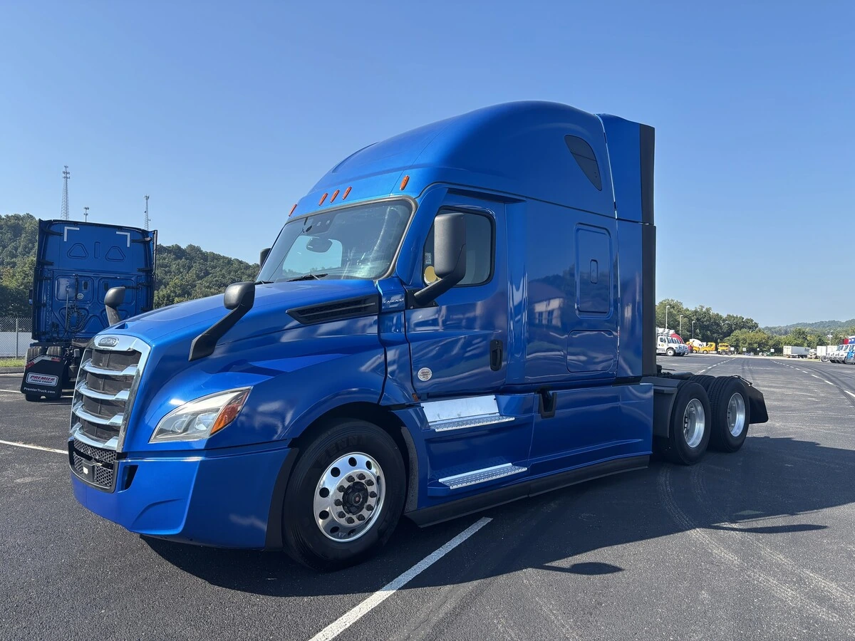 2022 Freightliner Cascadia