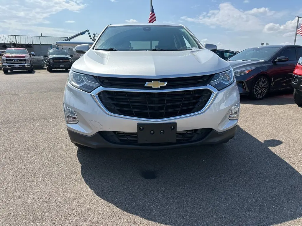 2020 Chevrolet Equinox LT photo 13