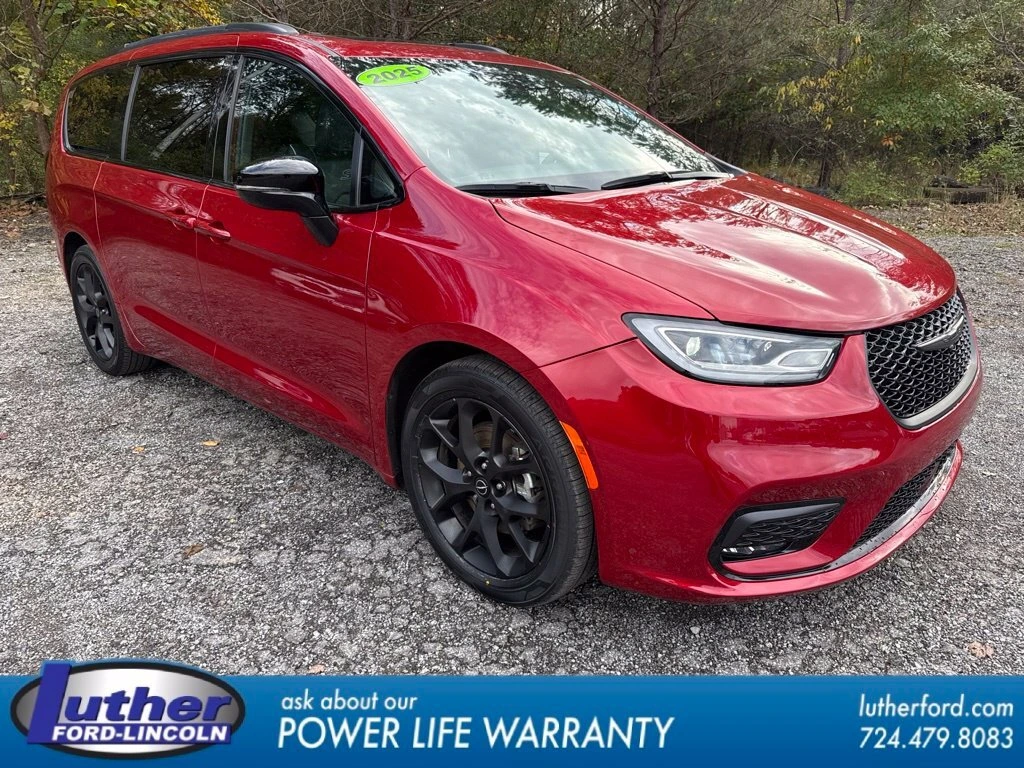 2025 Chrysler Pacifica