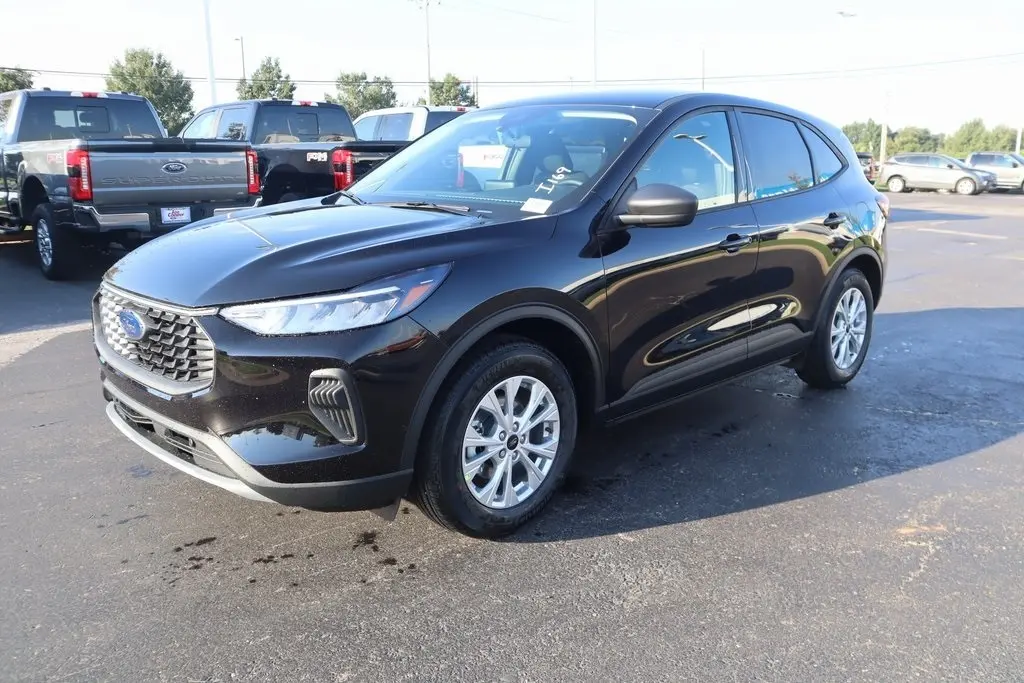 2026 Ford Escape Active photo 10