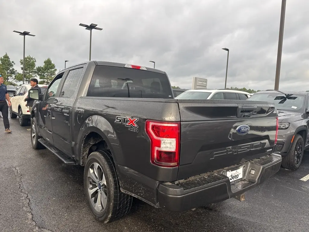 2020 Ford F-150 XL photo 4