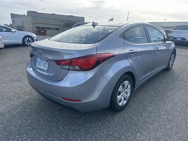 2016 Hyundai Elantra SE photo 8