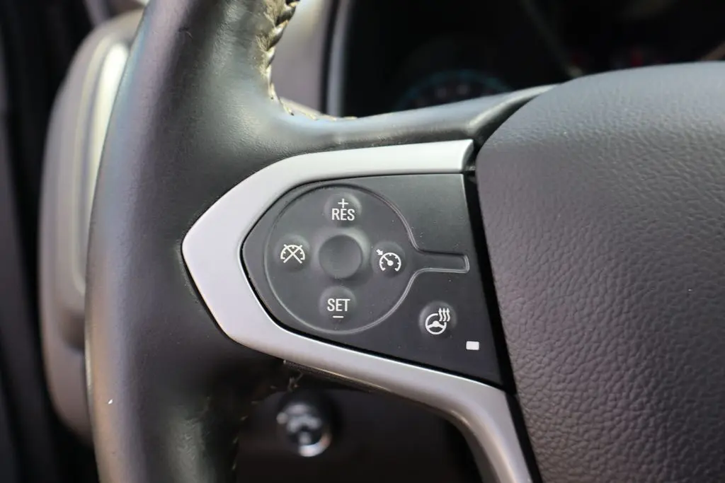 2019 Chevrolet Colorado LT photo 13