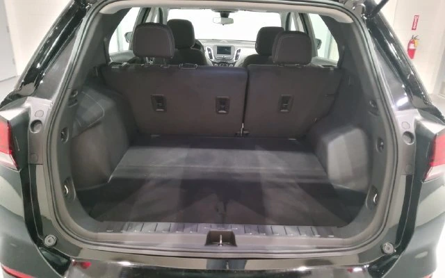 2023 Chevrolet Equinox LS - Photo 17