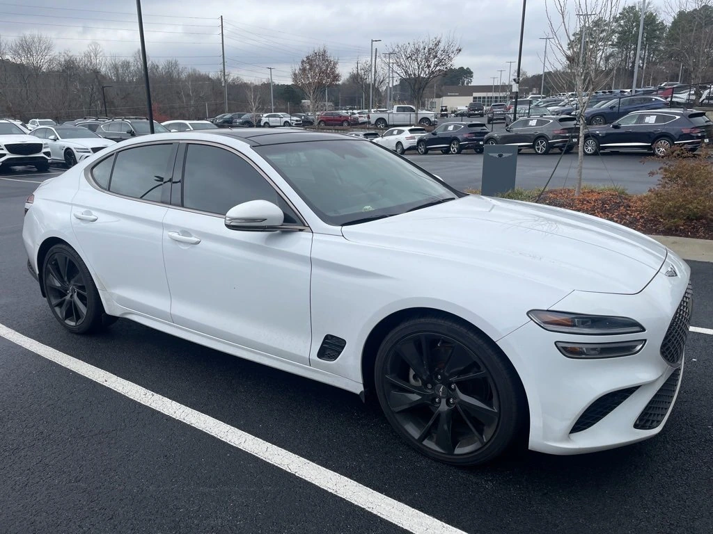 2023 GENESIS G70 Standard's photo