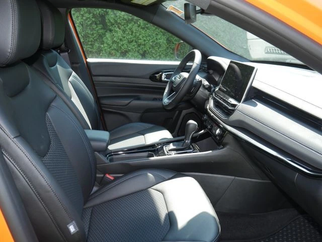 2026 Jeep Compass Latitude Altitude - Photo 25