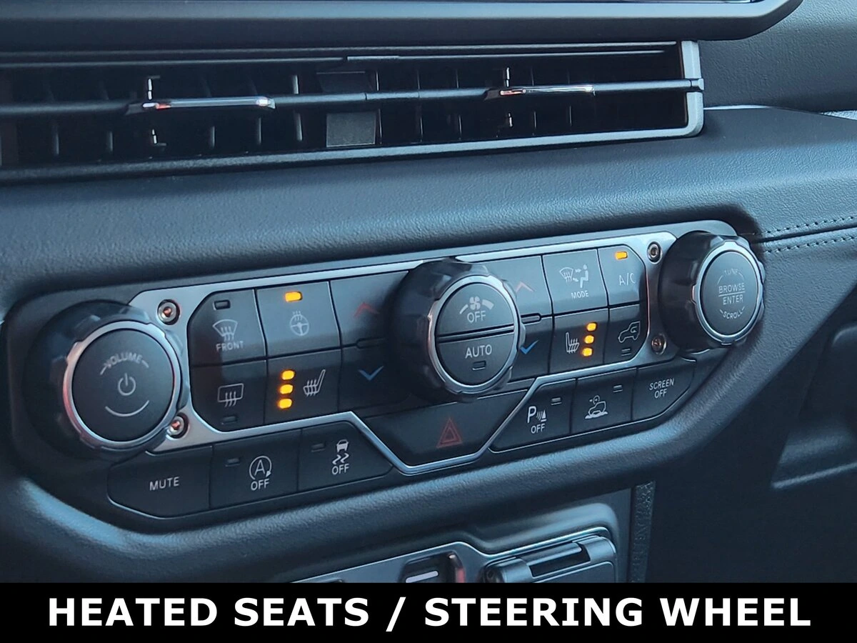 2025 Jeep Wrangler 4-Door Sahara - Photo 9