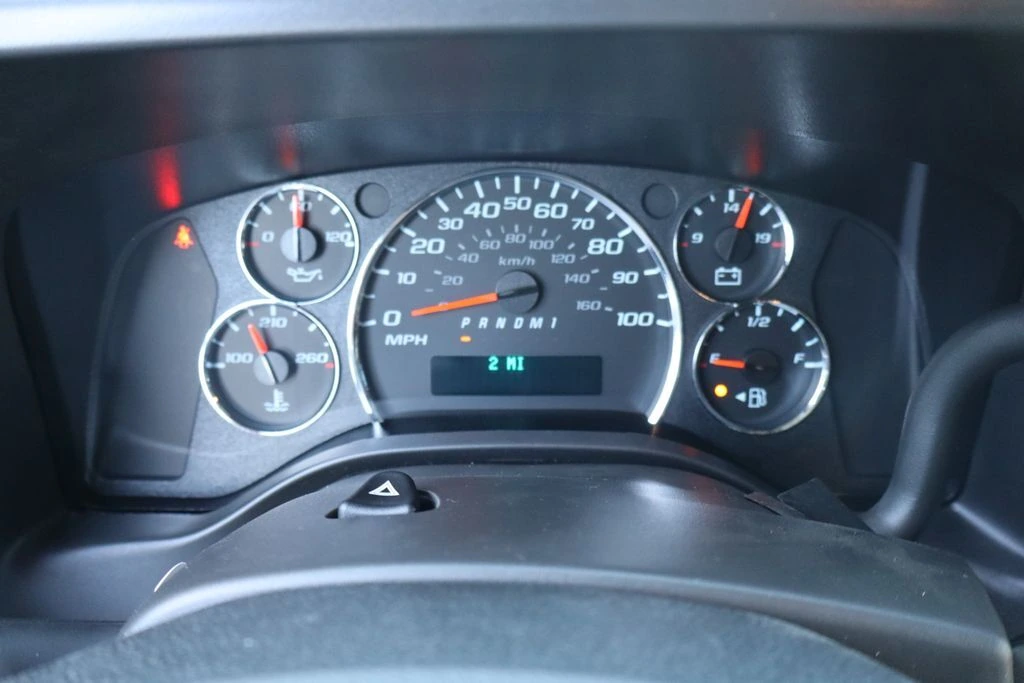 2026 Chevrolet Express Cargo Work Van - Photo 31