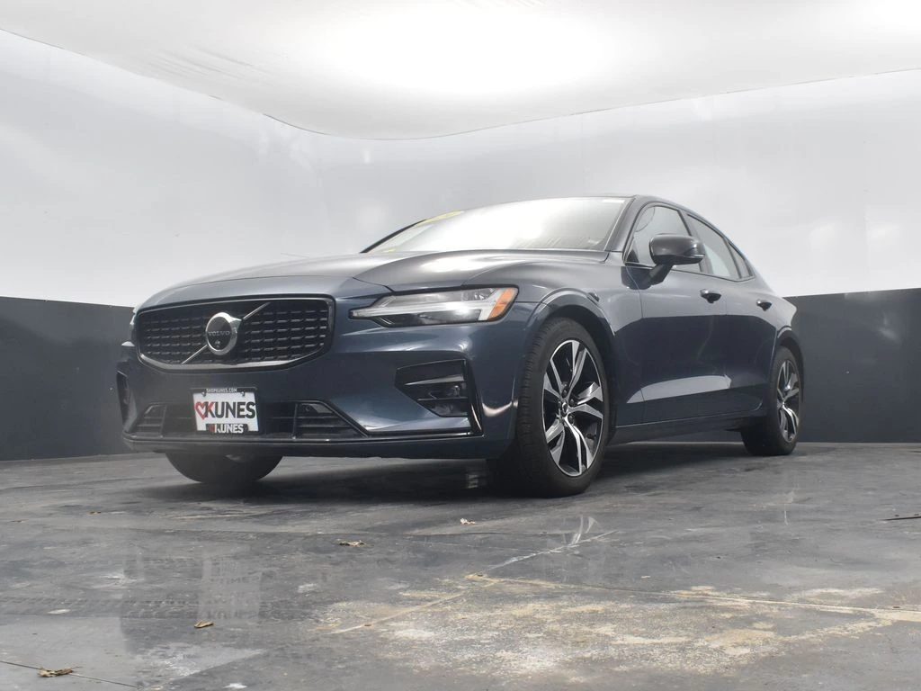 2024 Volvo - image 47