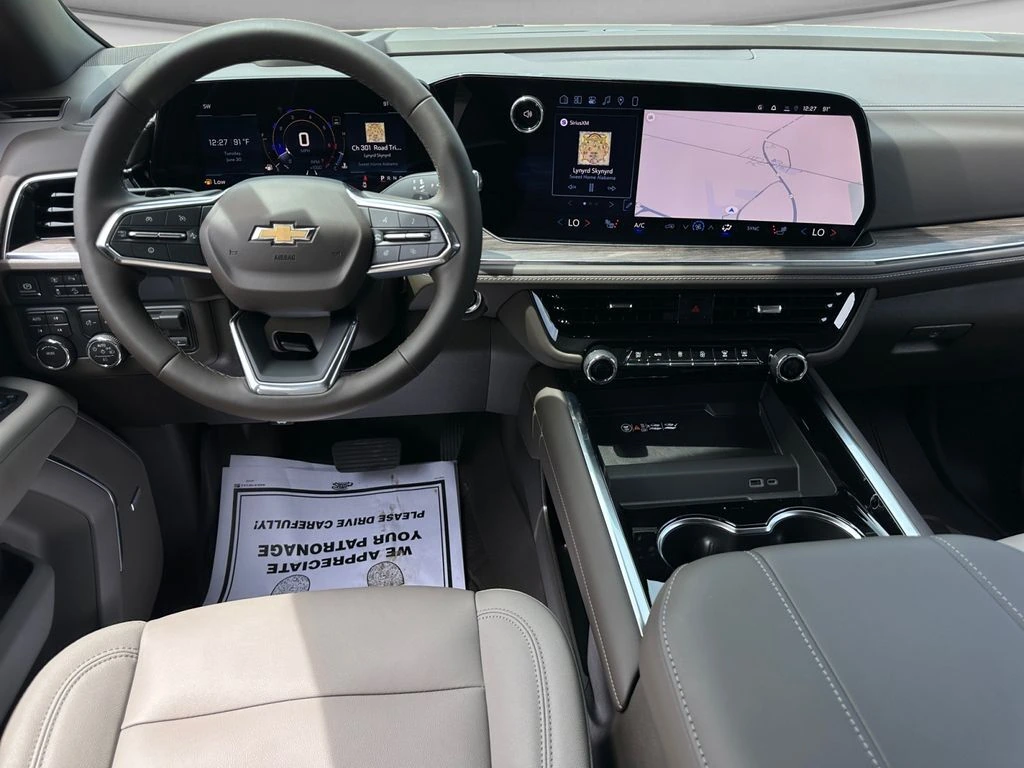 2026 Chevrolet Suburban LT - Photo 20