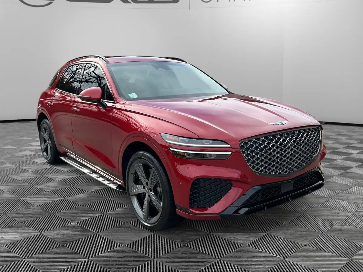 2023 GENESIS GV70 Standard's photo