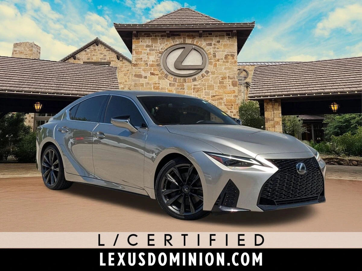 2023 Lexus IS