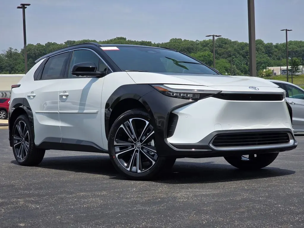 2025 Toyota bZ4X