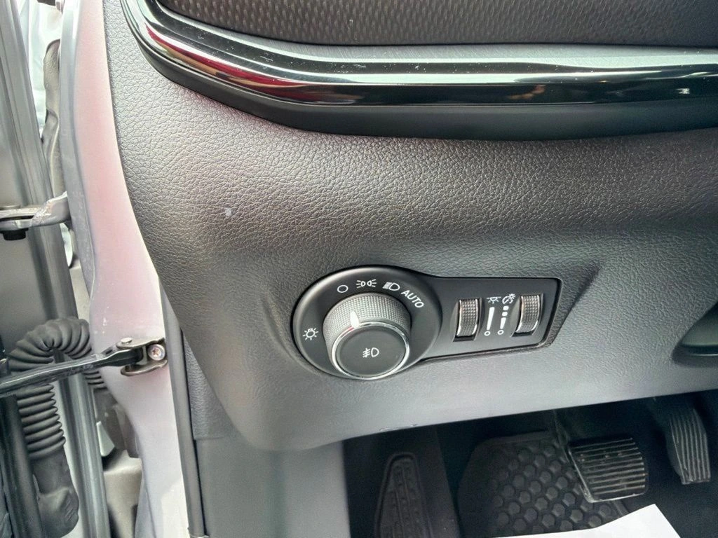 2025 Jeep Compass Trailhawk - Photo 18