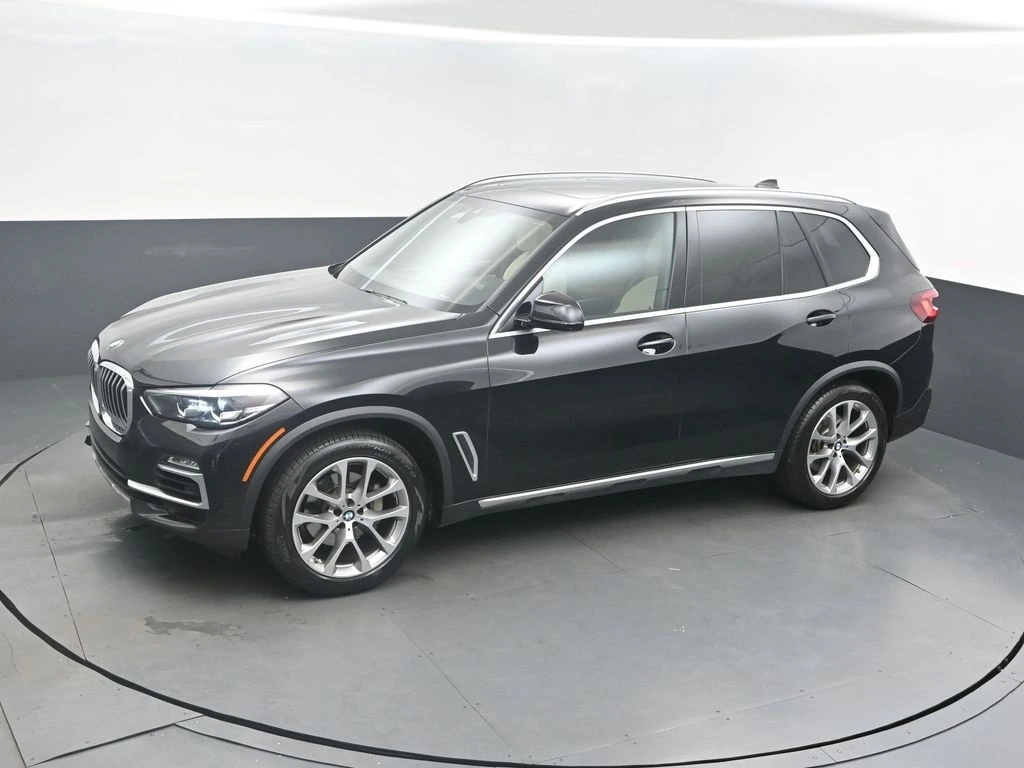 2021 BMW X5 40i's photo