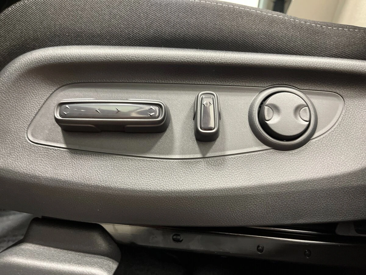 2026 Honda CR-V EX - Photo 16