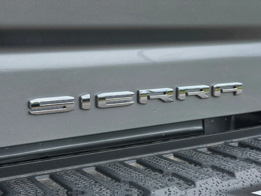 2026 GMC Sierra 3500HD Denali - Photo 10