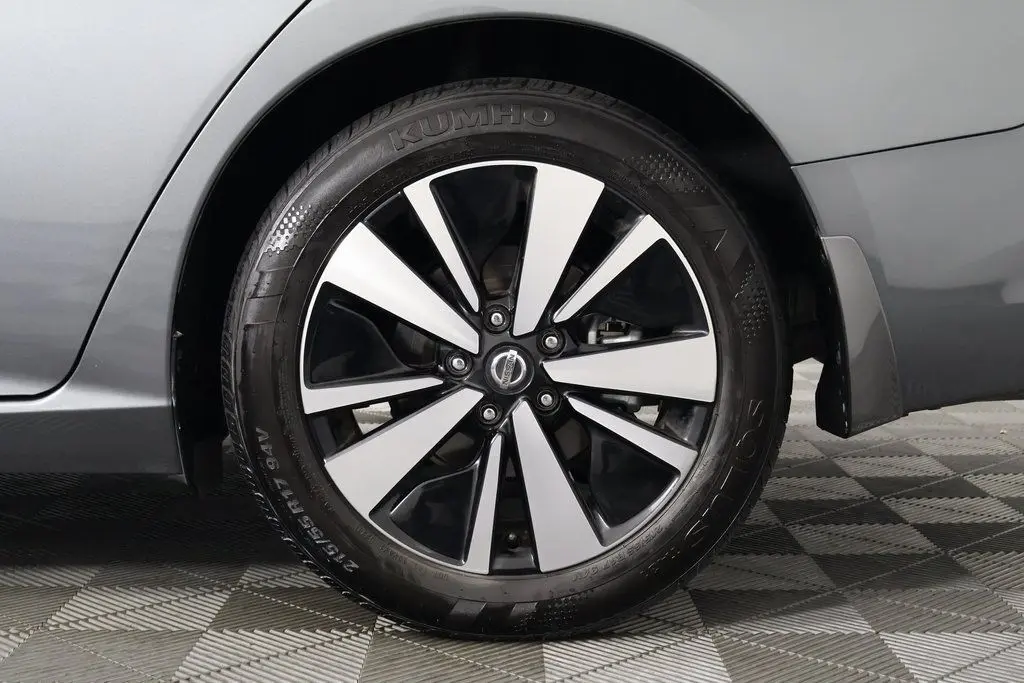 2022 Nissan Altima 2.5 SV photo 16