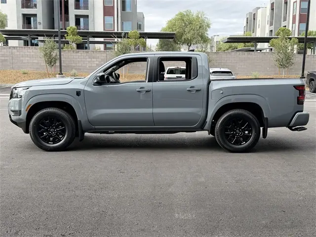 2026 Nissan Frontier SV photo 2