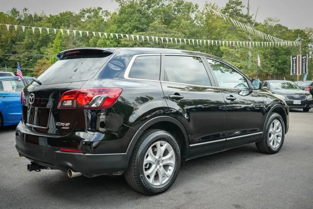 2013 Mazda CX-9 Sport photo 12