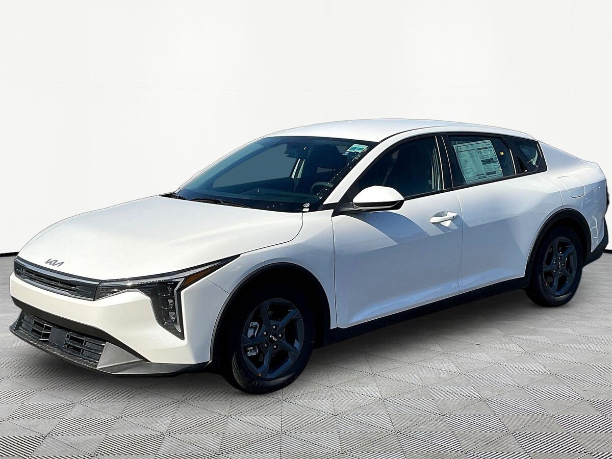 2027 Kia K4 LXS