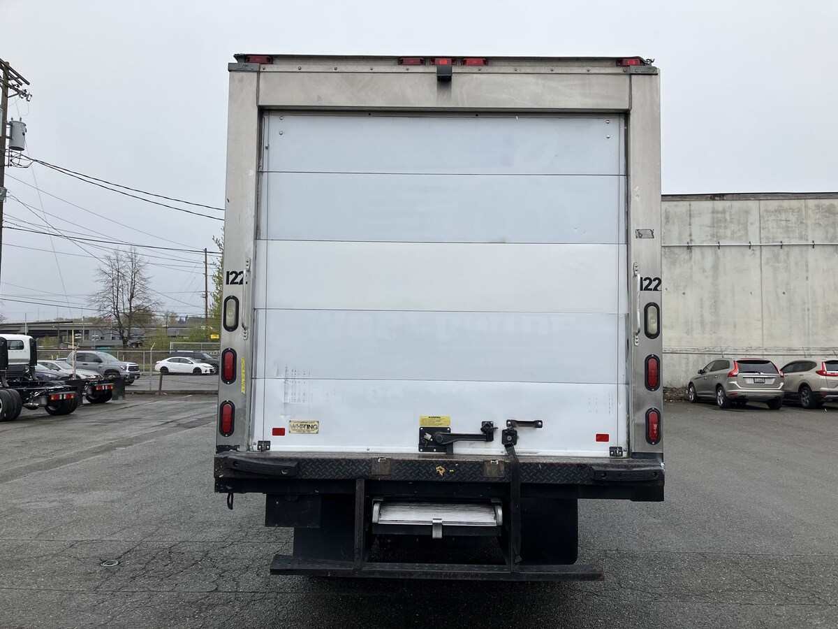 2015 Isuzu in Tacoma, WA — photo 3