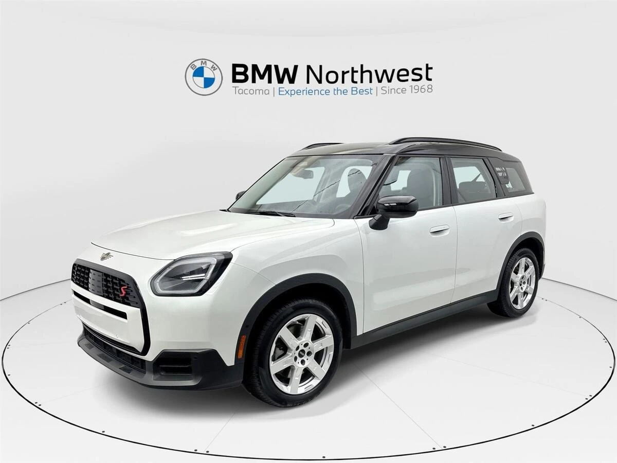 2025 MINI Countryman S's photo