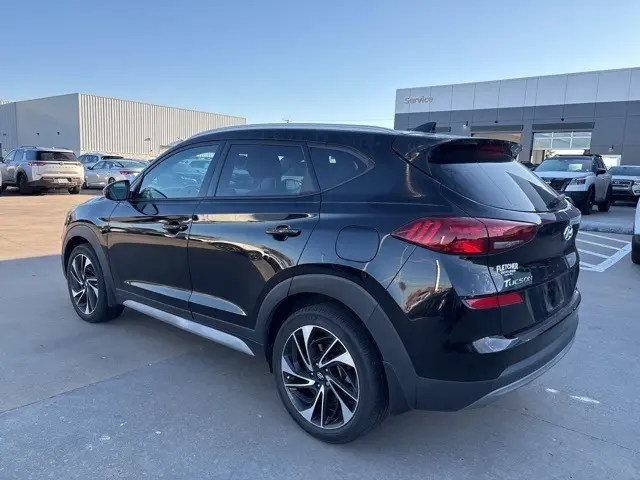2021 Hyundai Tucson Sport photo 2