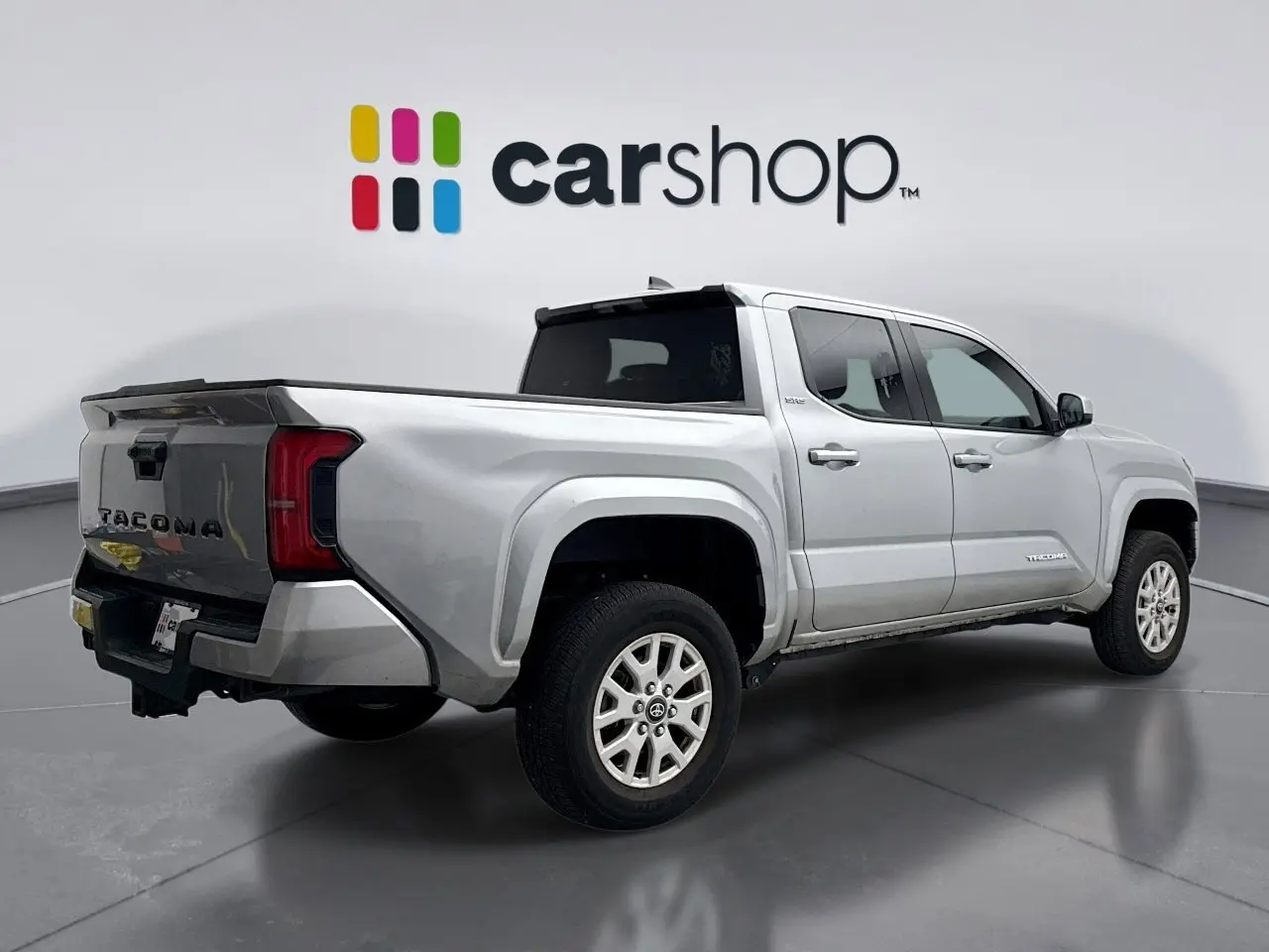 2024 Toyota Tacoma SR5 photo 5