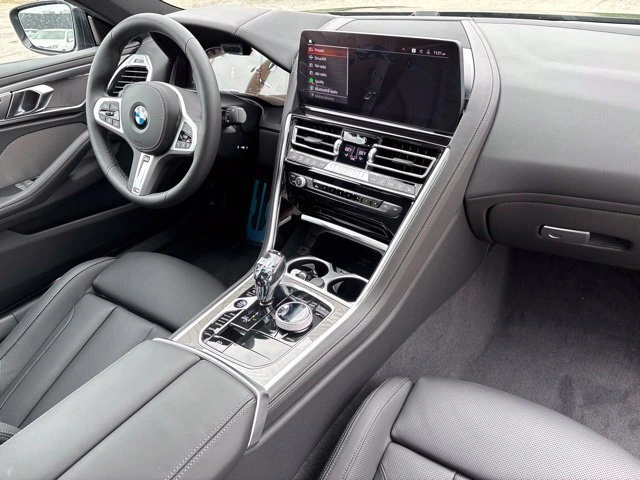 2026 BMW 8 Series 840i - Photo 27