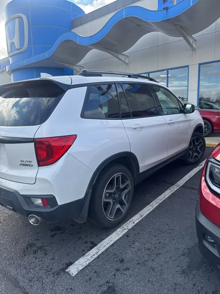 2023 Honda Passport Elite photo 4