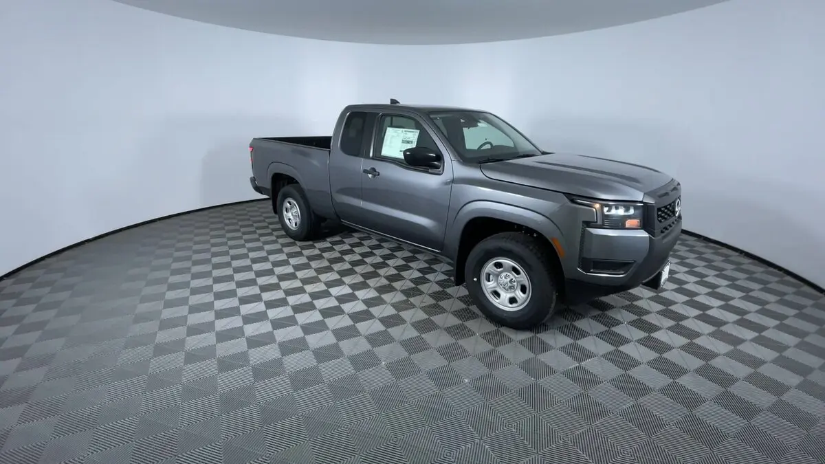 2026 Nissan Frontier S photo 2