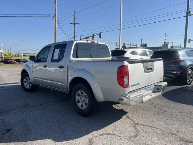 2016 Nissan Frontier S photo 5