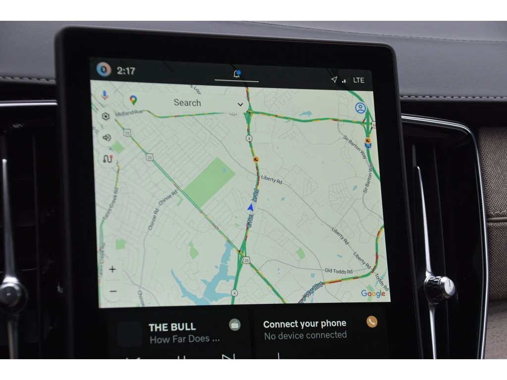 2026 Volvo - image 22