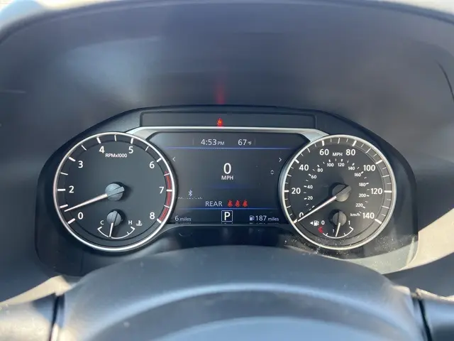 2025 Nissan Altima 2.5 SR photo 17