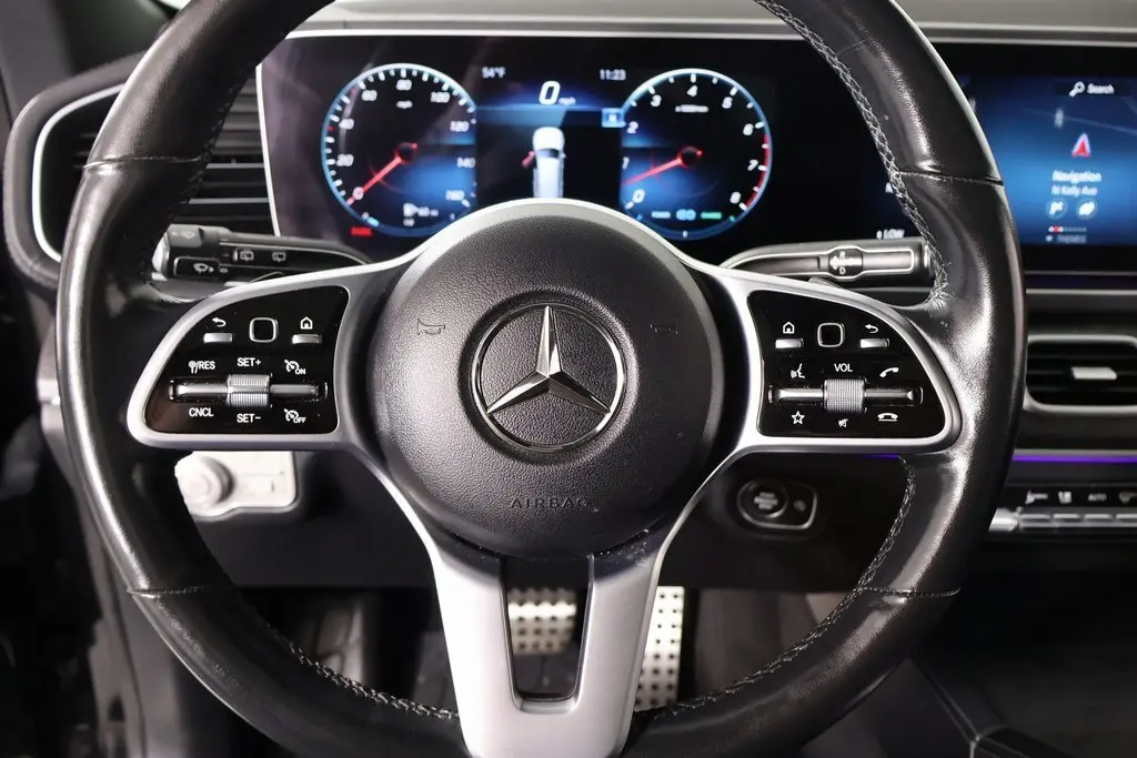 2022 Mercedes Benz GLS 450 4MATIC photo 3