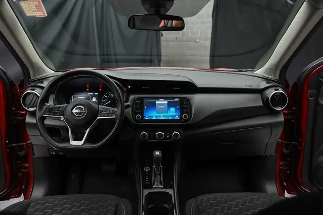 2023 Nissan Kicks SV photo 19