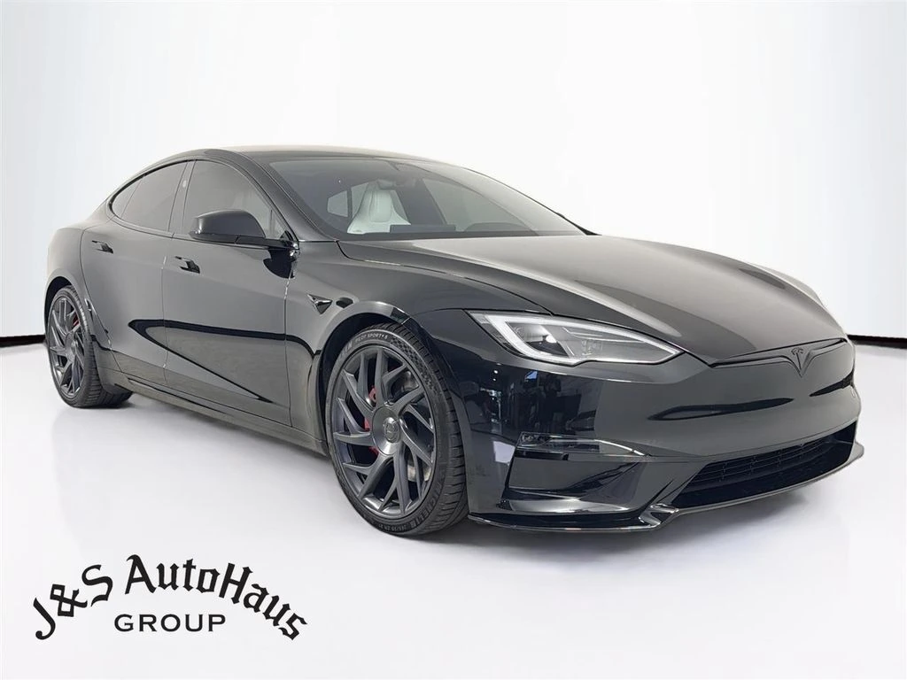 2026 Tesla Model S Plaid's photo