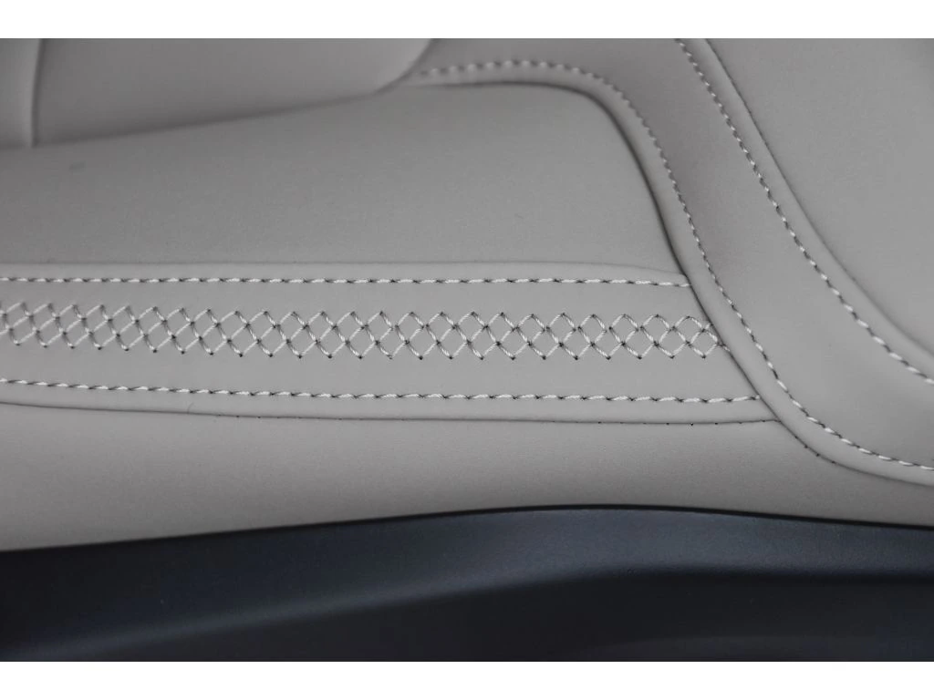 2026 Volvo - image 34