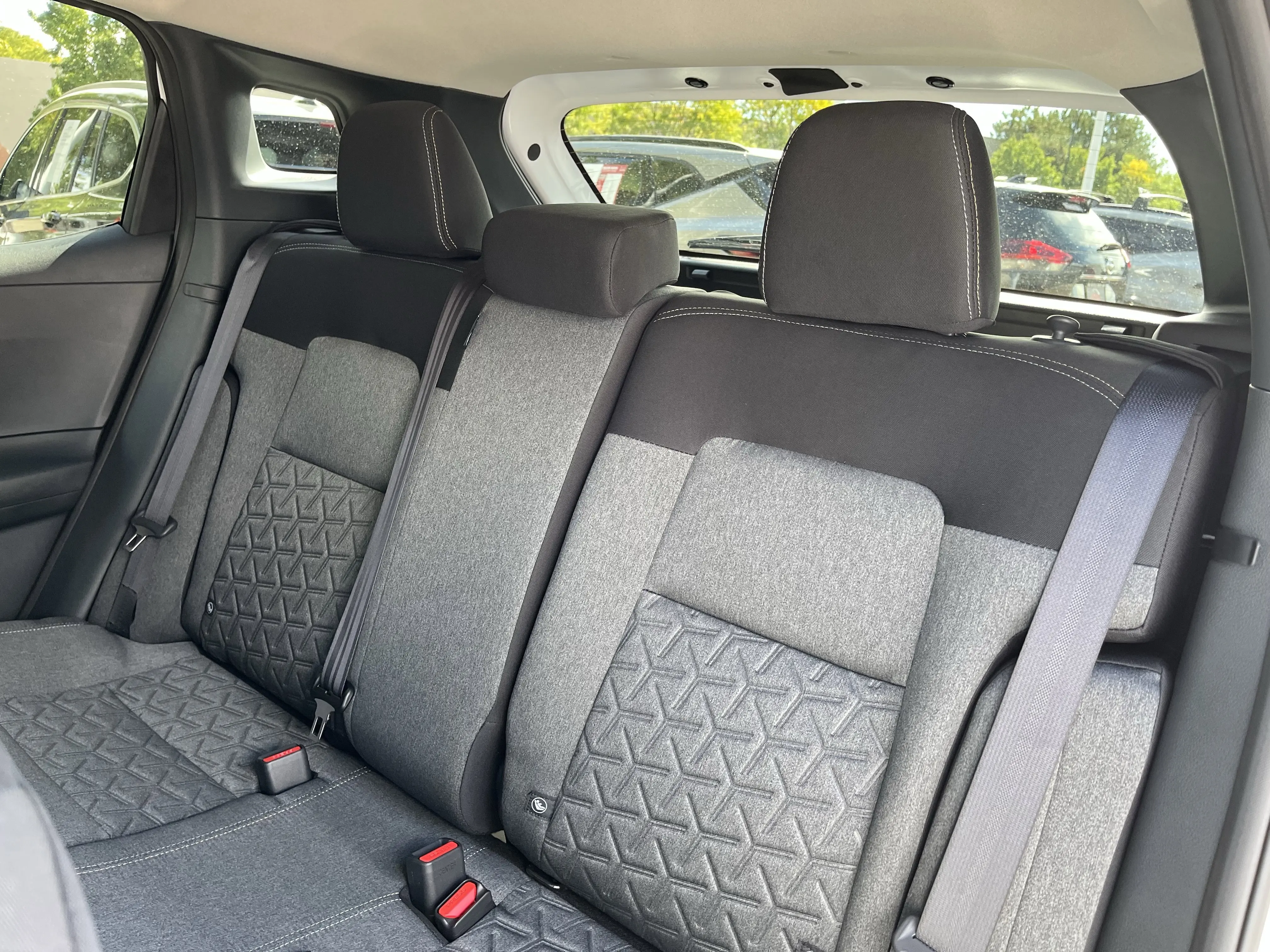 2026 Nissan Kicks SV photo 19