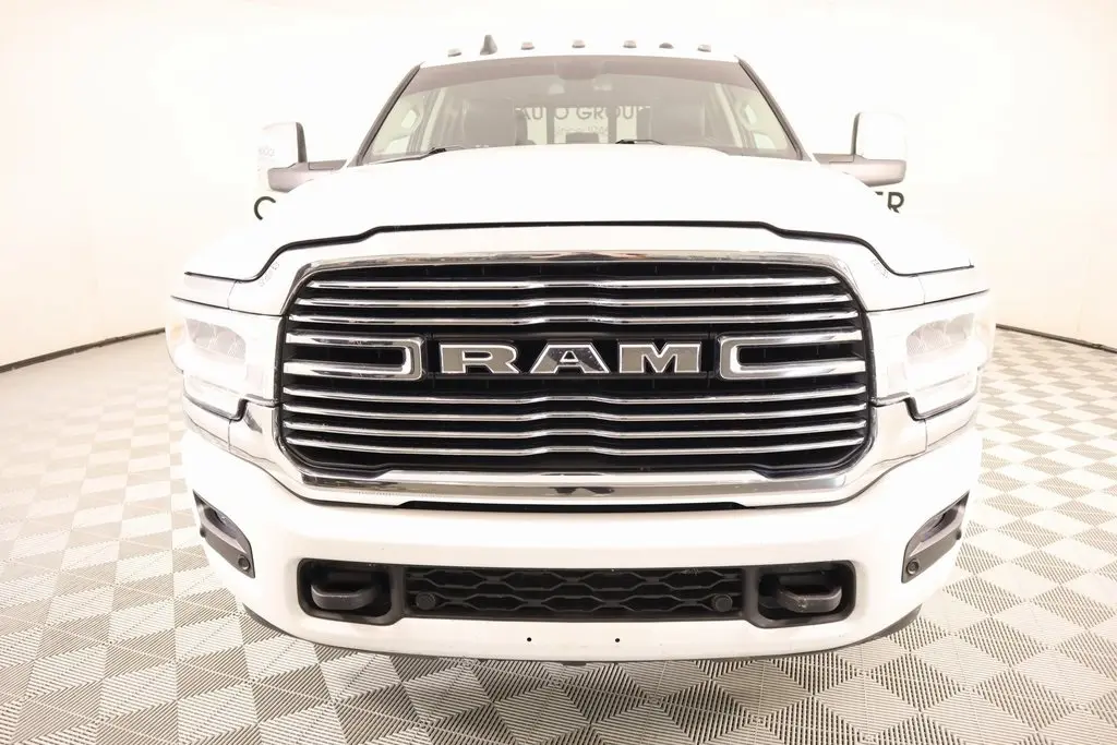 2023 Ram 3500 Laramie photo 9
