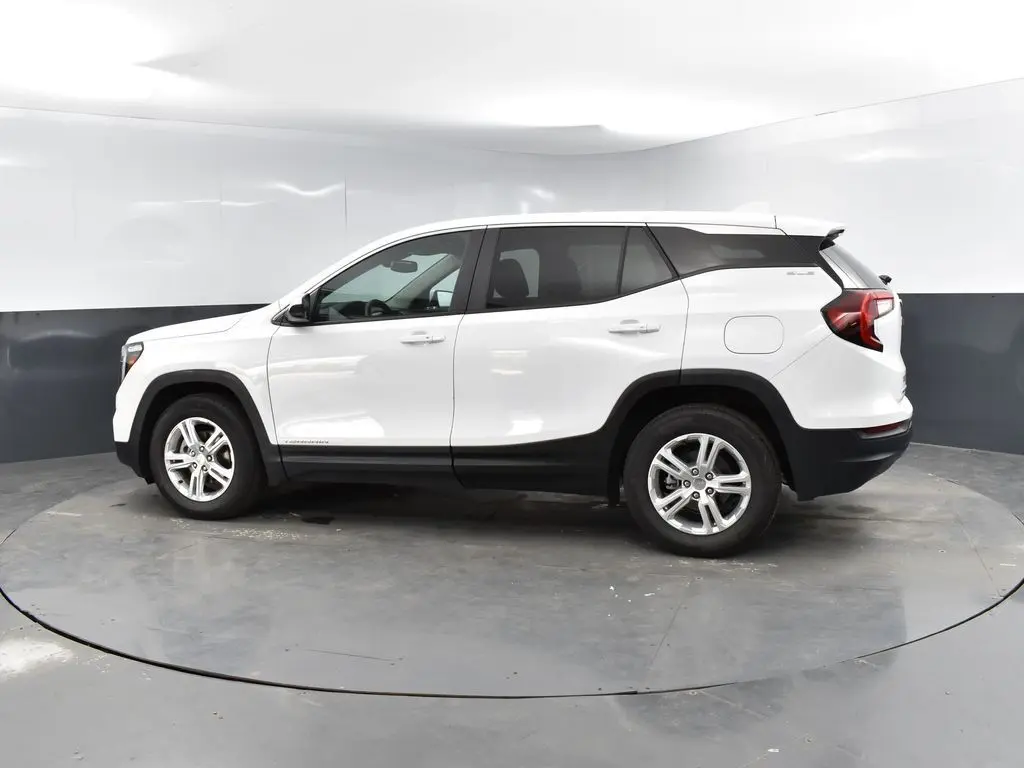 2024 Gmc Terrain SLE photo 4