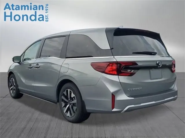 2026 Honda Odyssey EX-L photo 2
